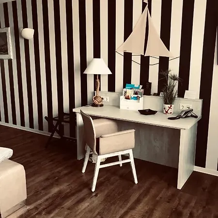 Der Leuchtturm-gastro Gmbh Hotel 4*