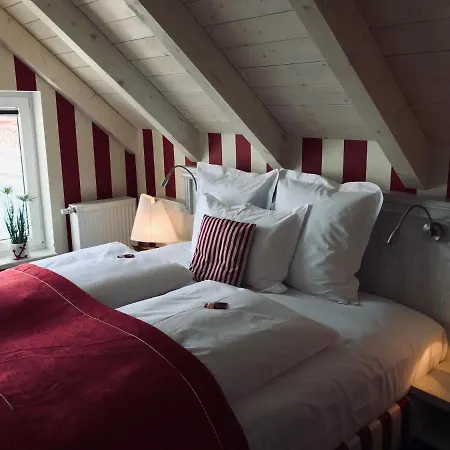 فندق Der Leuchtturm-gastro Gmbh جيرسفالديه