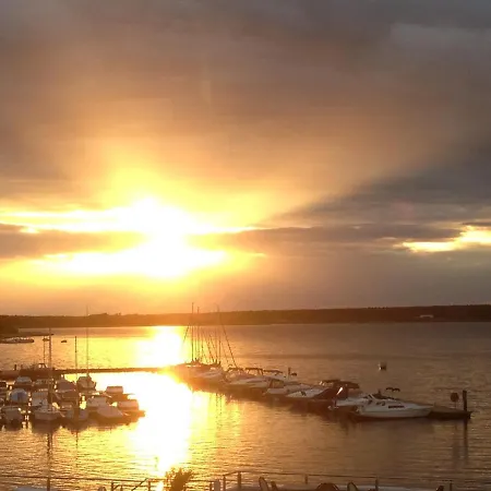 فندق Der Leuchtturm-gastro Gmbh 4*