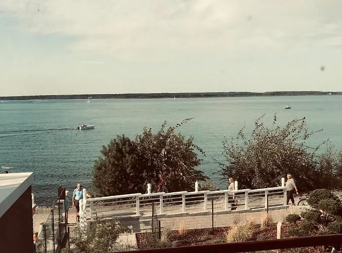 Der Leuchtturm-gastro Gmbh فندق جيرسفالديه