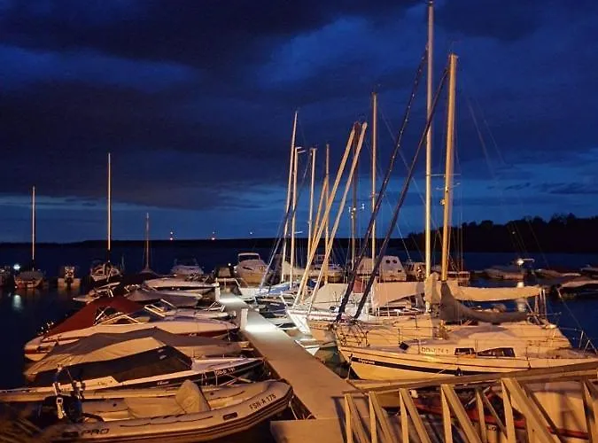 Hotel Der Leuchtturm-gastro Gmbh